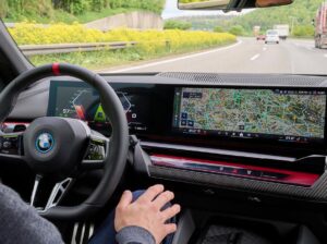 أفضل أداء BMW M4 CS للبيع