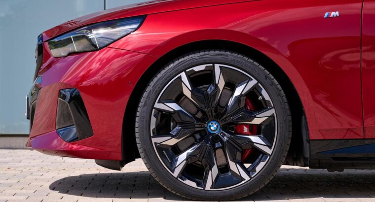 أفضل أداء BMW M4 CS للبيع